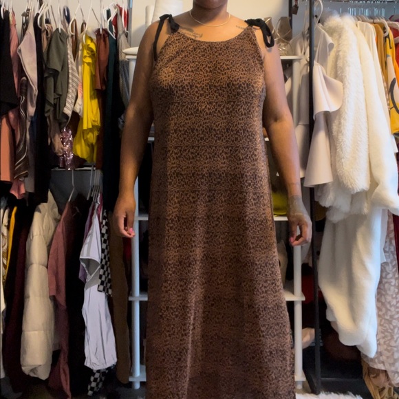 Cheetah Print Dress - Picture 6 of 7